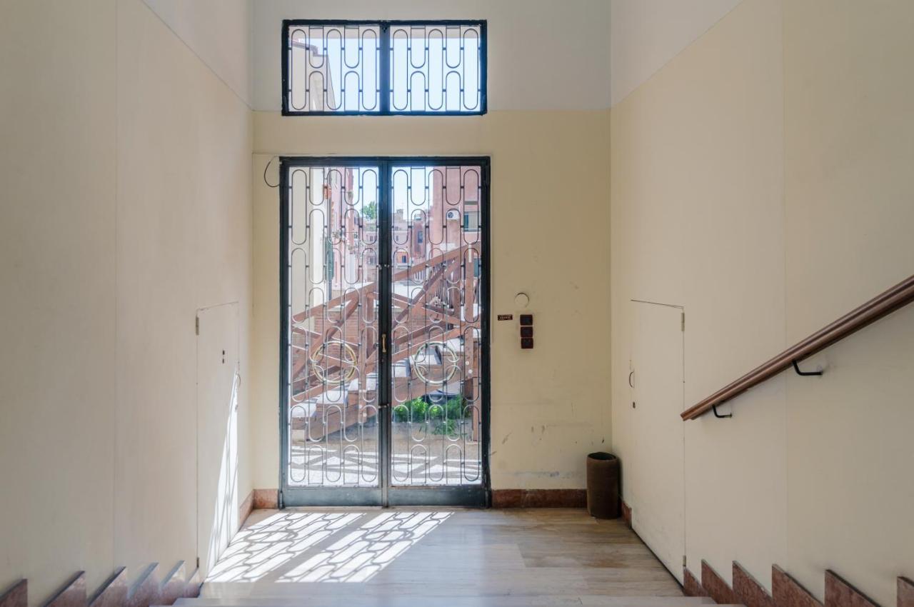 Venezia- S. Lucia Train Station Lovely Apartment! Zewnętrze zdjęcie